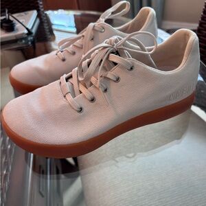 NOBULL White Outwork Athletic Training Shoes. Worn once. Wonen’s 9.5. / Men’s 8